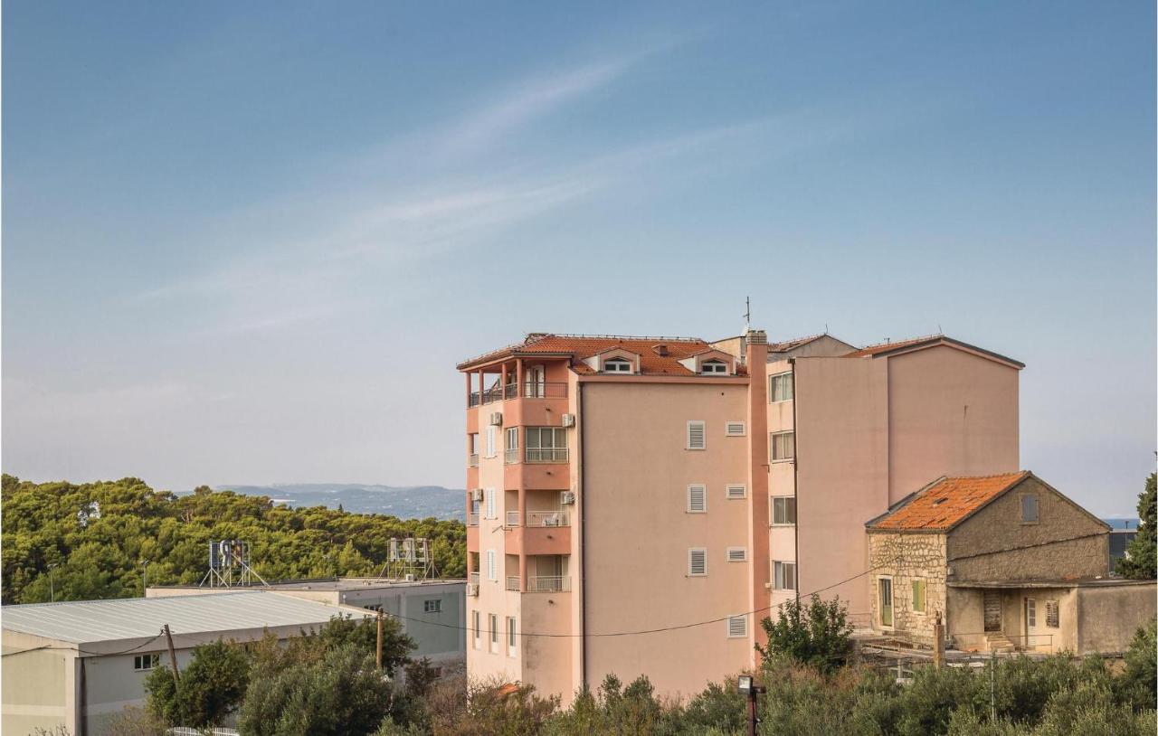Amazing Apartment In Makarska With Wifi Exterior photo